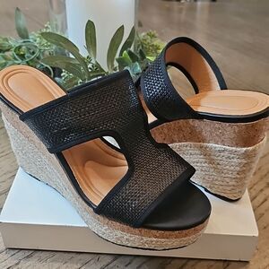 Black Wedge Sandals Size 7 Adrienne Vittadini